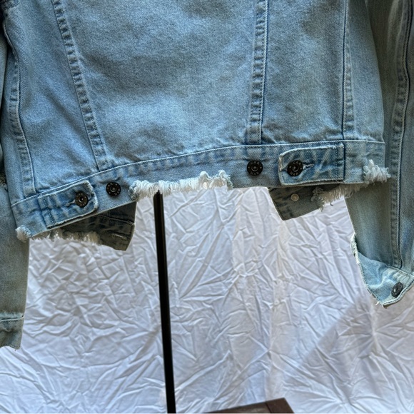 distressed jean jacket - Picture 4 of 6